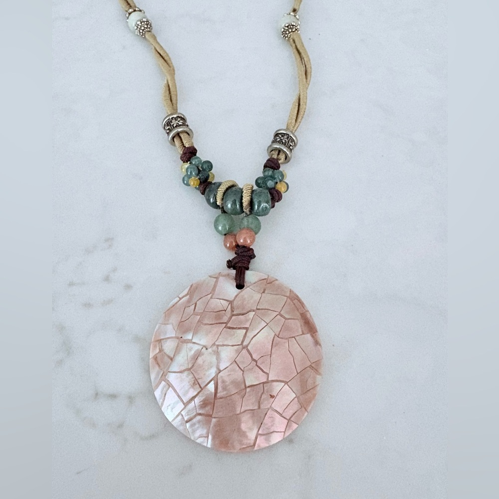 Cookie Lee Shell Pendant Necklace with Stone Beads, Adj, NWOT